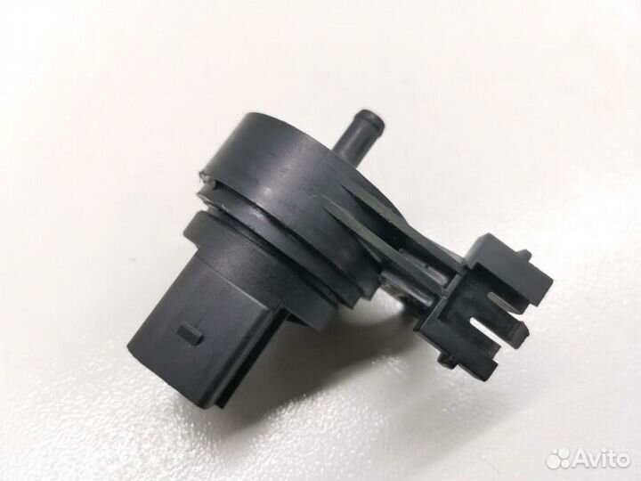 Клапан вентиляции топливного бака Skoda Fabia 6Y2