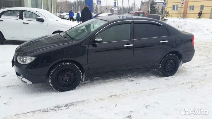 Lifan Solano 620 замок двери задней левой