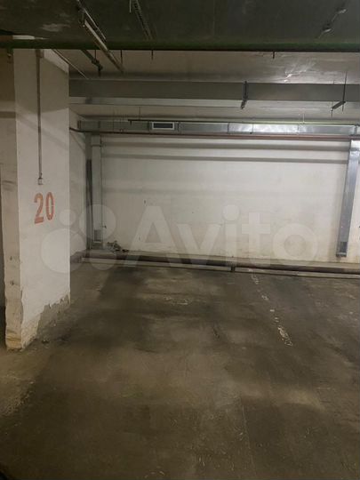 Машиноместо, 14 м²