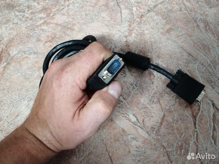 Кабель для компьютера