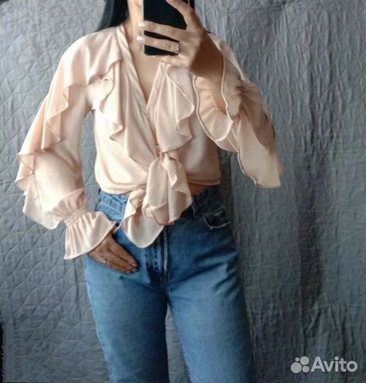 Блузка рубашка Zara с рюшами 40-42