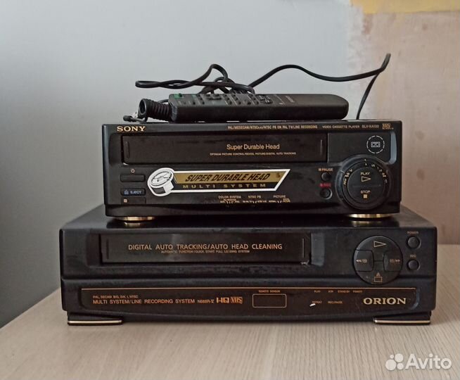 Видеомагнитофоны Sony и Orion