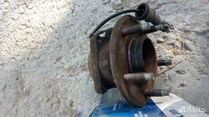 Ступица задняя opel