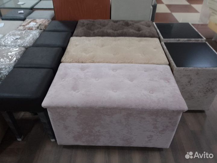 Банкетка открывается