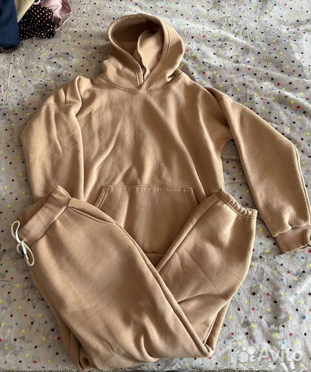 Костюм спортивный женский 48 размер