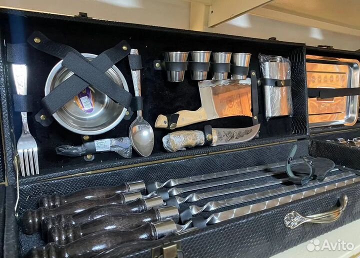 Подарочный набор для мужчины с шампурами в наличии