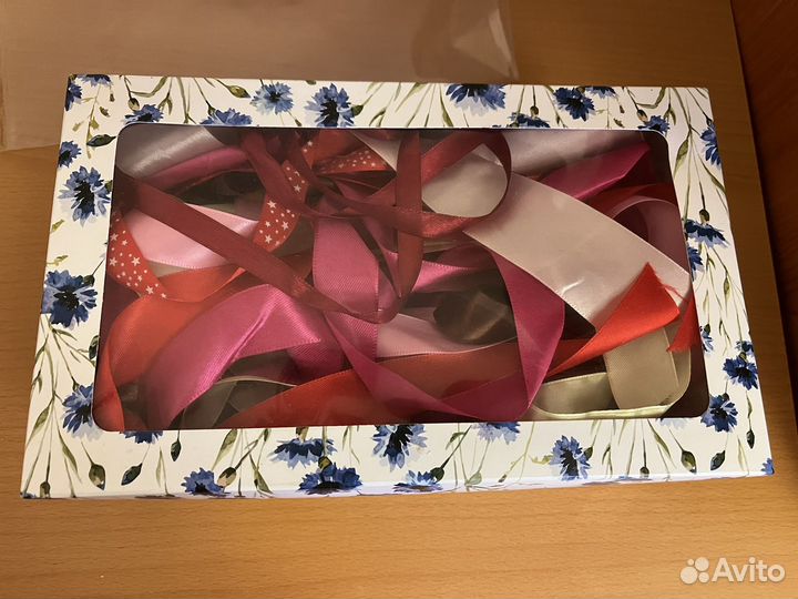 Коробка подарочная с наполнителем