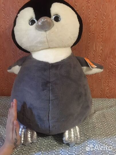 Плюшевый пингвин