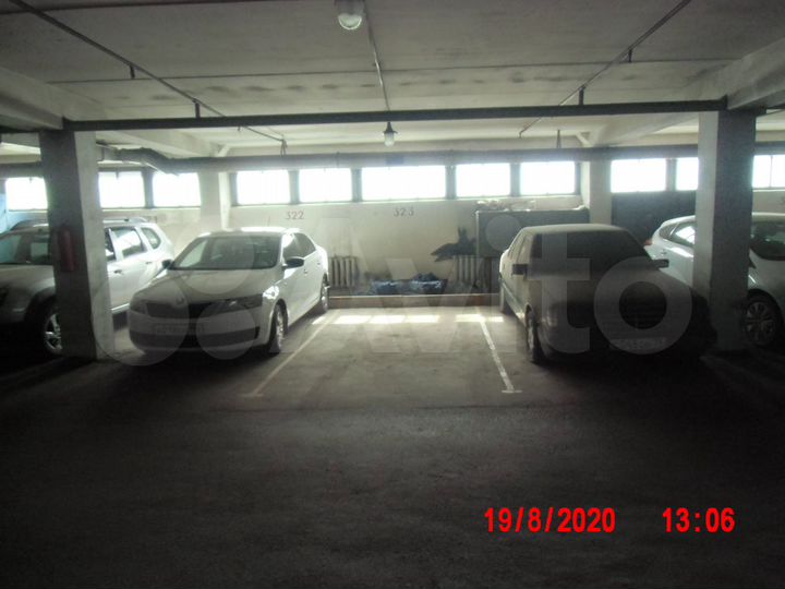 Машиноместо, 11 м²