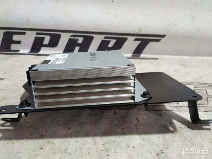 Усилитель звука Audi A4 B7 2.0 BWE 2007