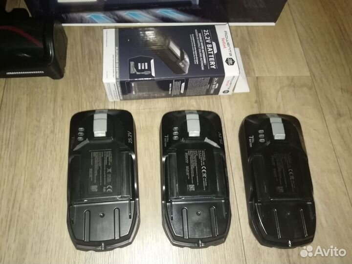 Пылесос Tefal (handstick) +3 аккумулятора