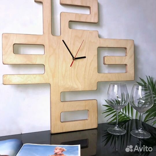 Часы настенные