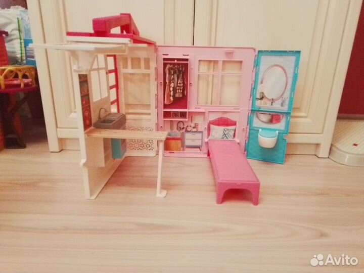 Домик для кукол