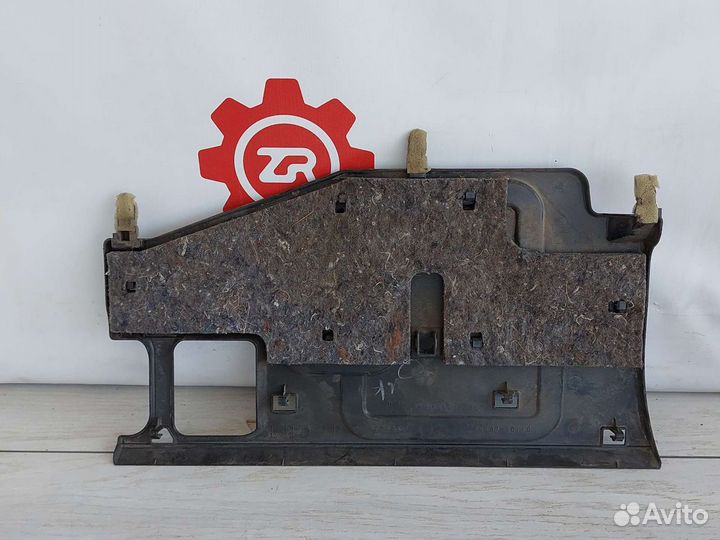 Toyota Land Cruiser 200 накладка на торпеду