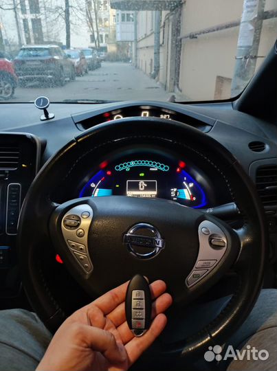 Автомобильный ключ Nissan с программированием