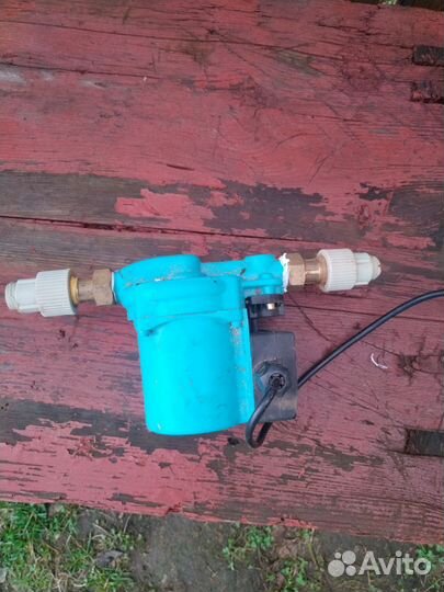 Насос повышающий давление воды в системе