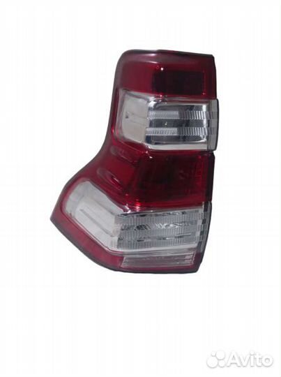 Фонарь левый задний внутр Grand Cherokee WK2