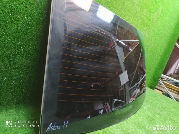 Стекло двери багажника Opel Astra H L35 2006-2015