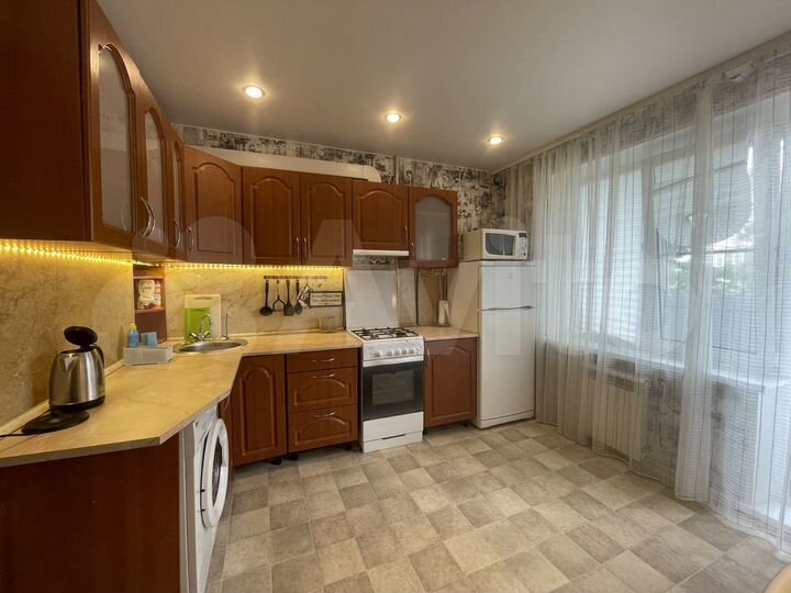 1-к. квартира, 38 м², 2/5 эт.