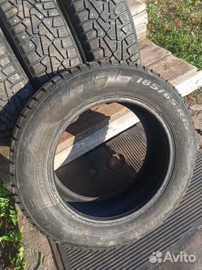 Pirelli Ice Zero 185/65 R15