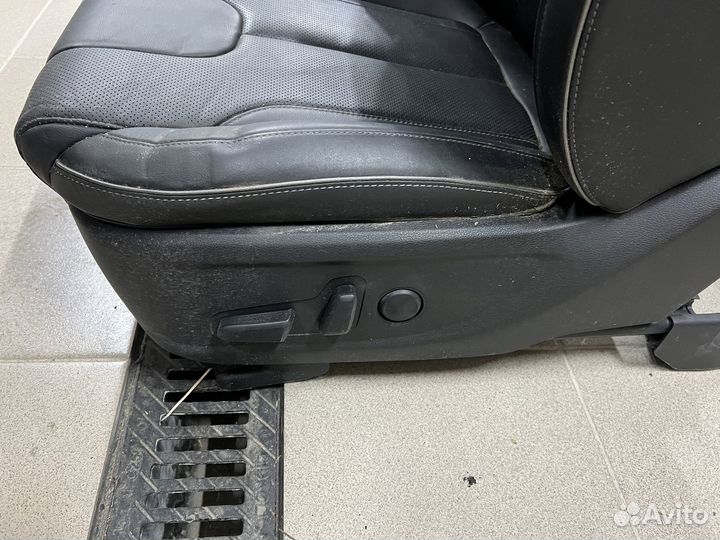 Сиденья салона Hyundai Santa Fe (TM) 2021