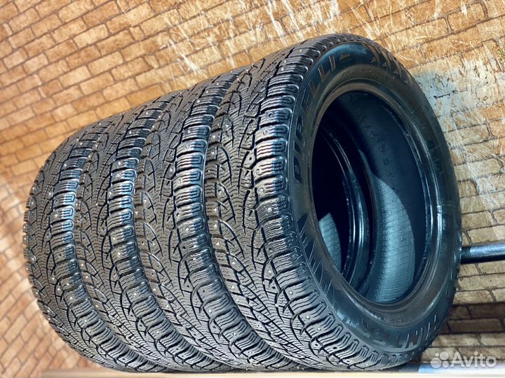 Pirelli Winter Carving Edge 185/60 R15