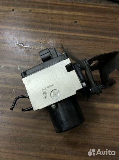 Блок абс Фольксваген Пассат Б6 3.2