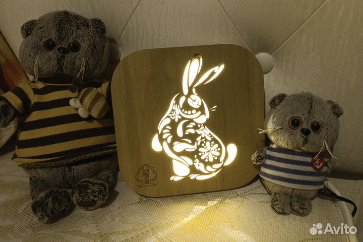 Детский светильник из дерева Кролик