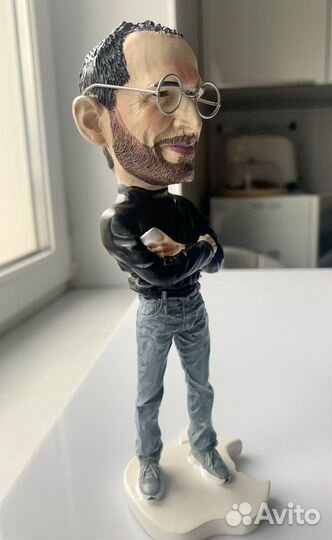 Стив Джобс фигурка 18 см