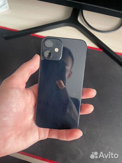 iPhone 12 mini, 64 ГБ