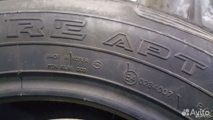 Kumho Road Venture APT KL51 235/60 R17