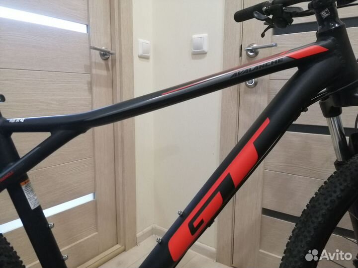 Gt avalanche sport 27.5