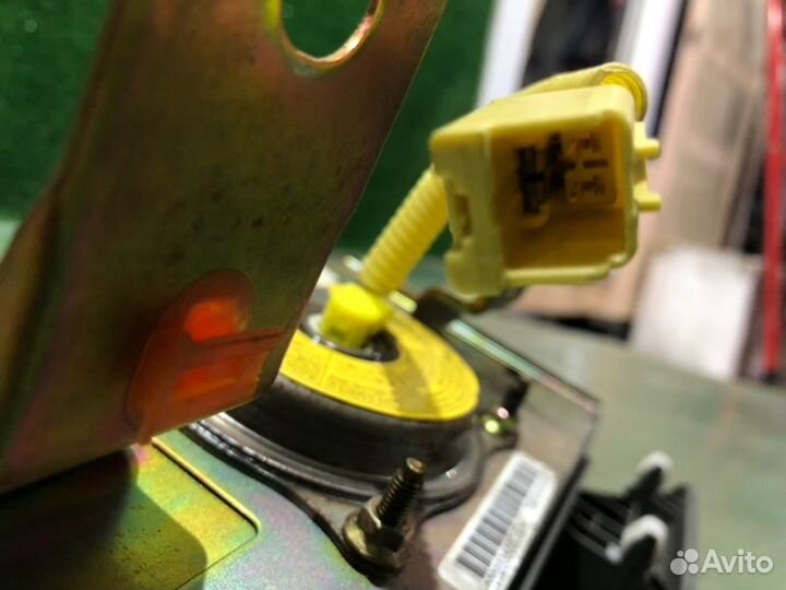 Подушка безопасности пассажира Suzuki Jimny JB23W