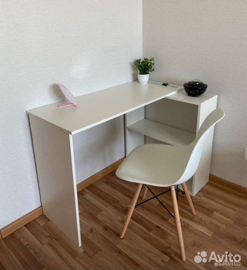 Стол компьютерный новый