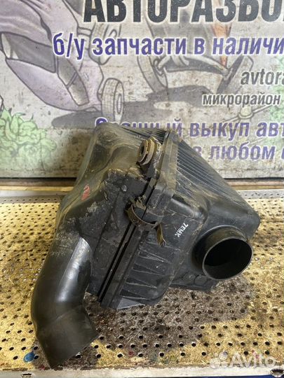 Корпус воздушного фильтра Kia Spectra