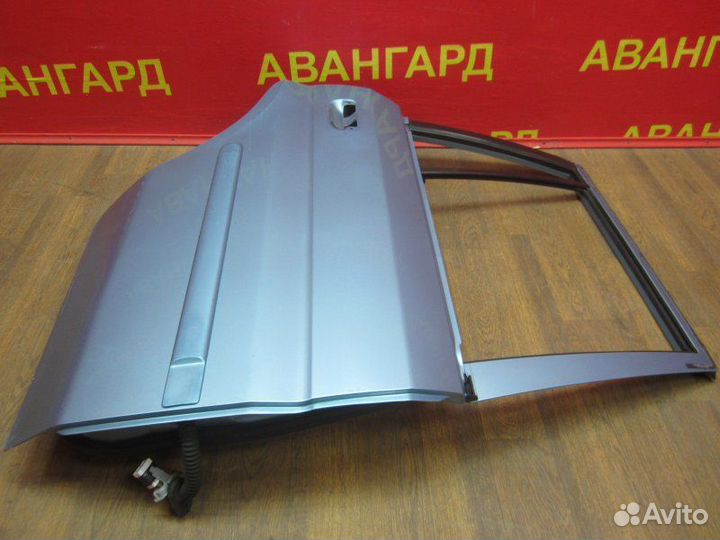 Дверь задняя правая Mazda Demio DW 2000