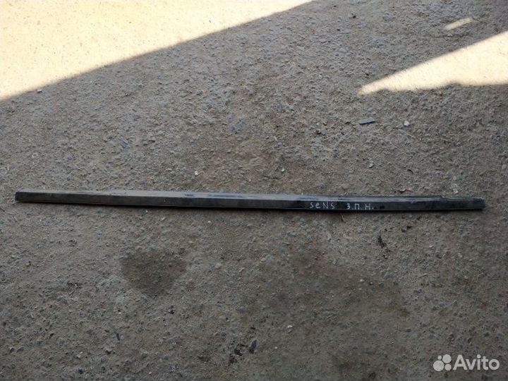 Молдинг стекла задний правый Заз Сенс T100 1.3