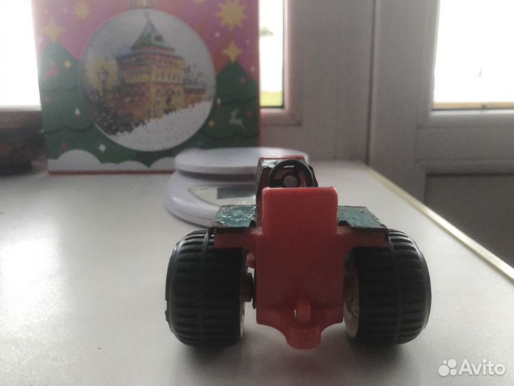 Детские игрушки трактор