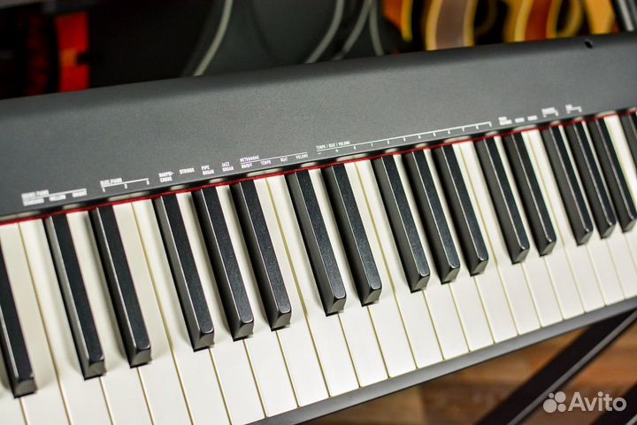 Цифровое пианино Casio + Аксессуары