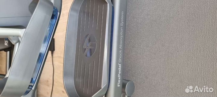 Эллиптический тренажёр Lifefitness X5