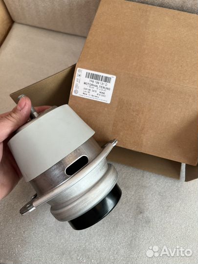 Подушки двигателя touareg nf/fl