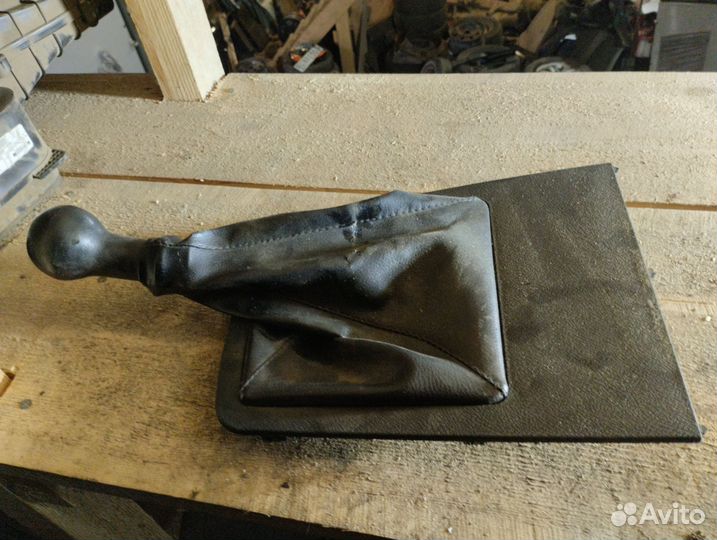 Накладка рычага кпп на УАЗ patriot