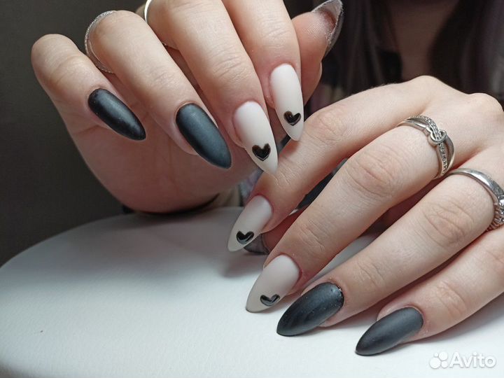 Мастер маникюра