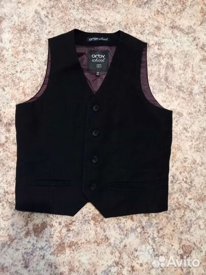Жилетка для мальчика 128 134