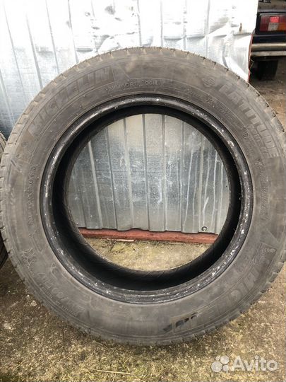Michelin Latitude Tour HP 215/60 R17 96H
