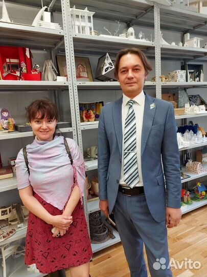 Учитель рисования, физики, черчения