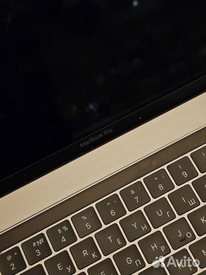MacBook Pro А1990 на запчасти
