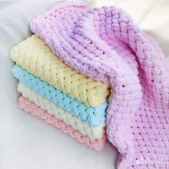 Плед детский вязаный ручная работа