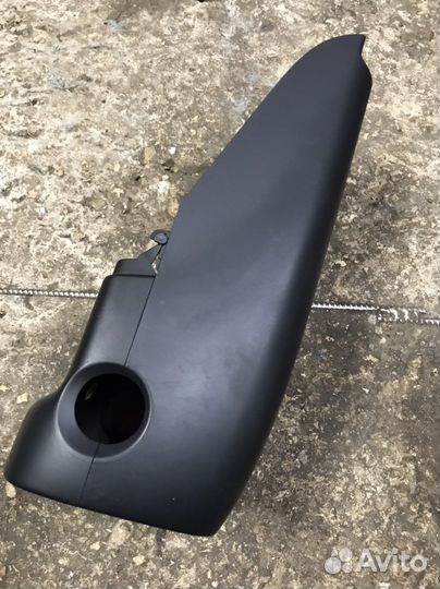 Подрулевой кожух Volkswagen Passat B6