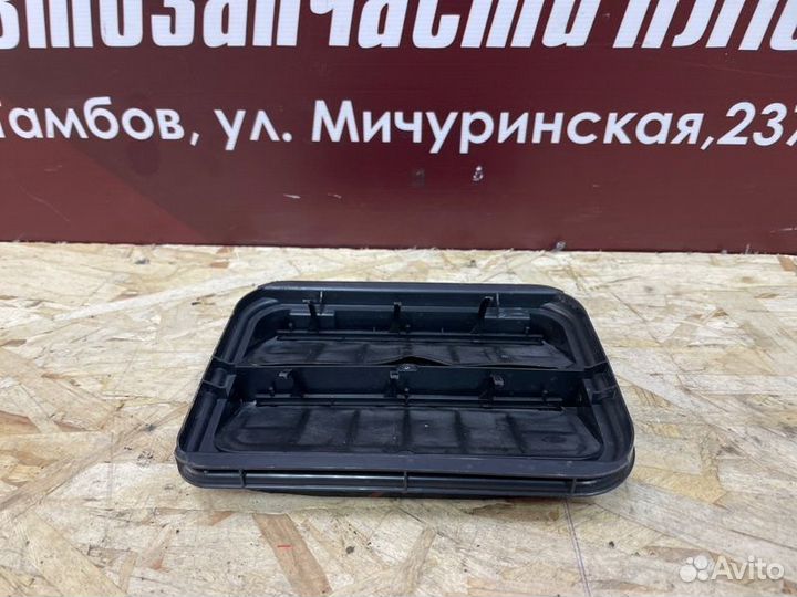 Дефлектор воздушный Renault Logan